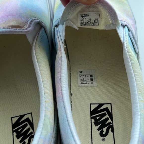 NWB Youth Classic Slip On Vans - Picture 5 of 10